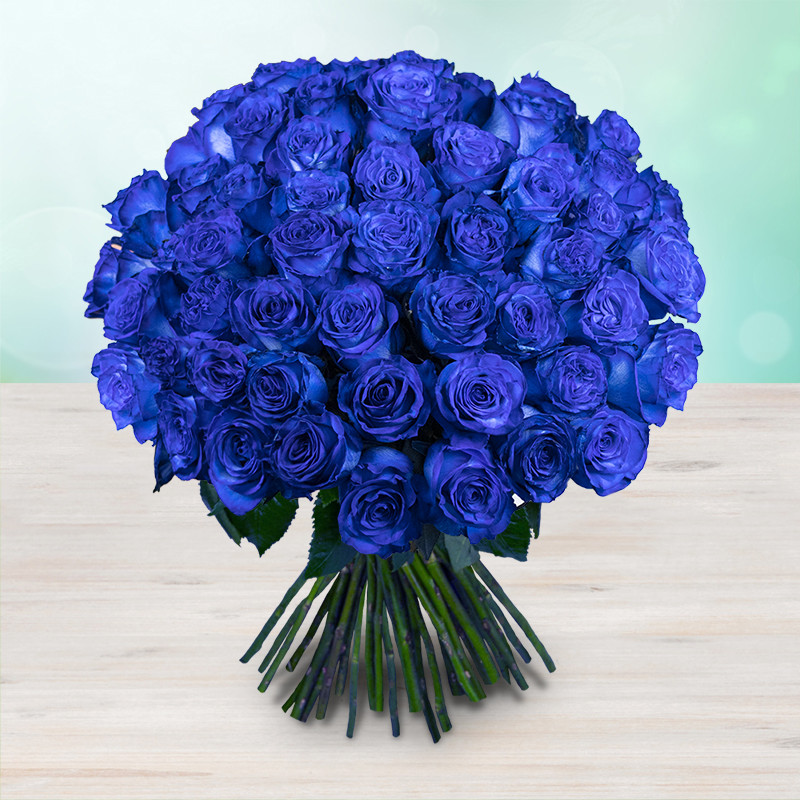 Букет 24 синяя роскошные роза